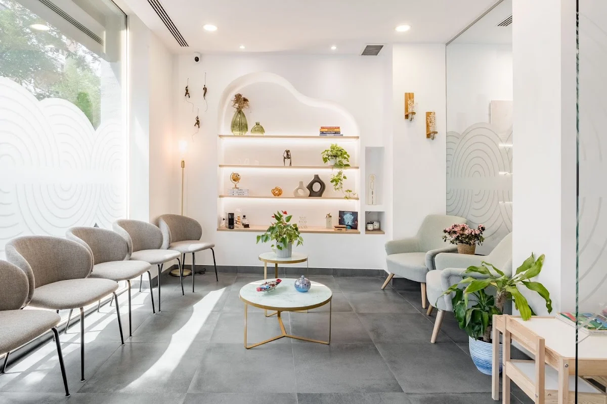 Clínica Dental De Sousa Santacoloma - 4