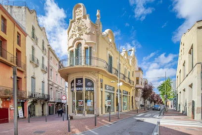 Clínica Dental de Terrassa - Ortodoncia e implantología