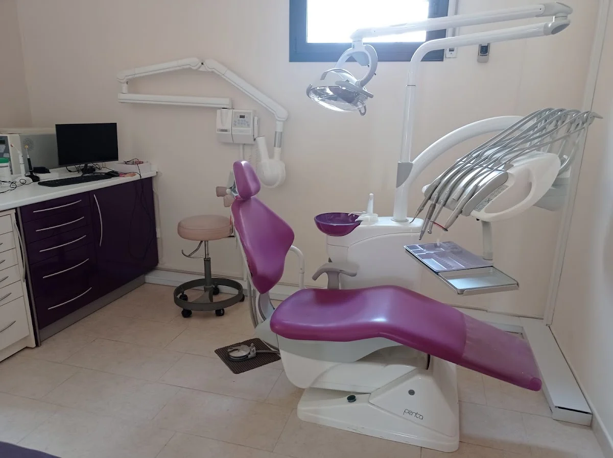 Clínica Dental Delmás | Dentista a Vilanova