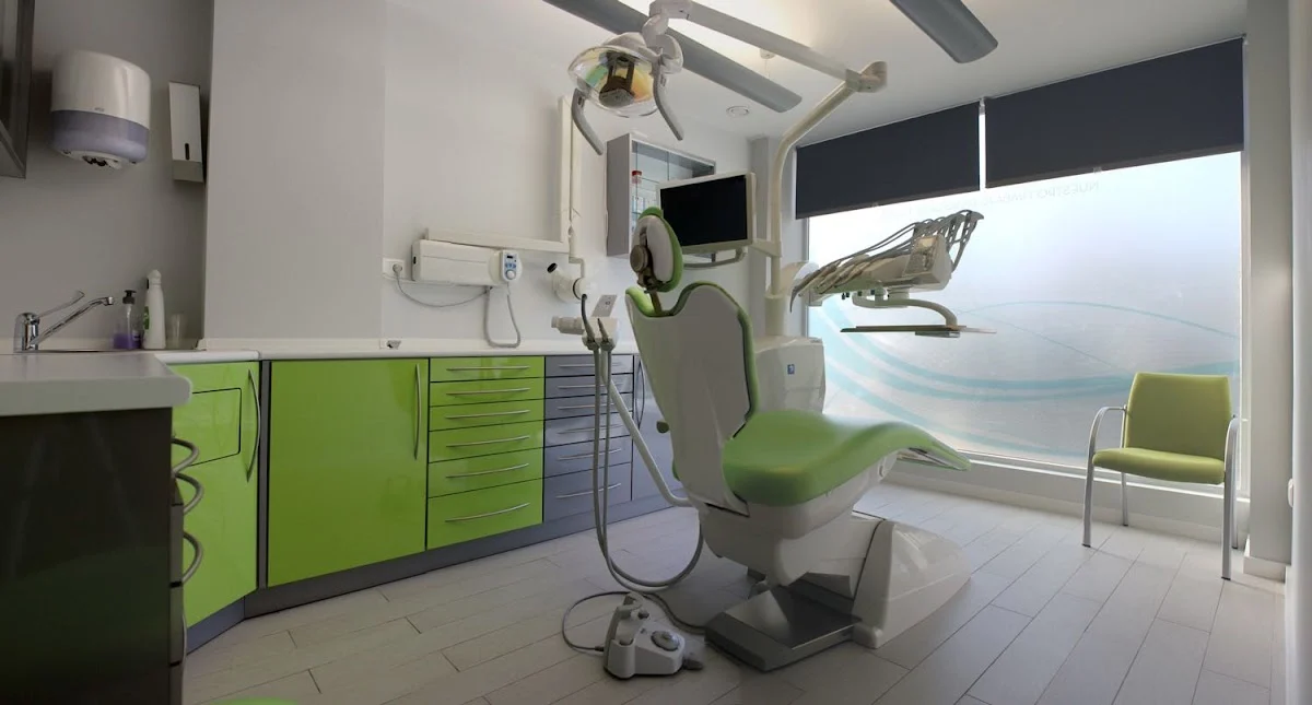 Clínica Dental Dentaris Boulevard - 2