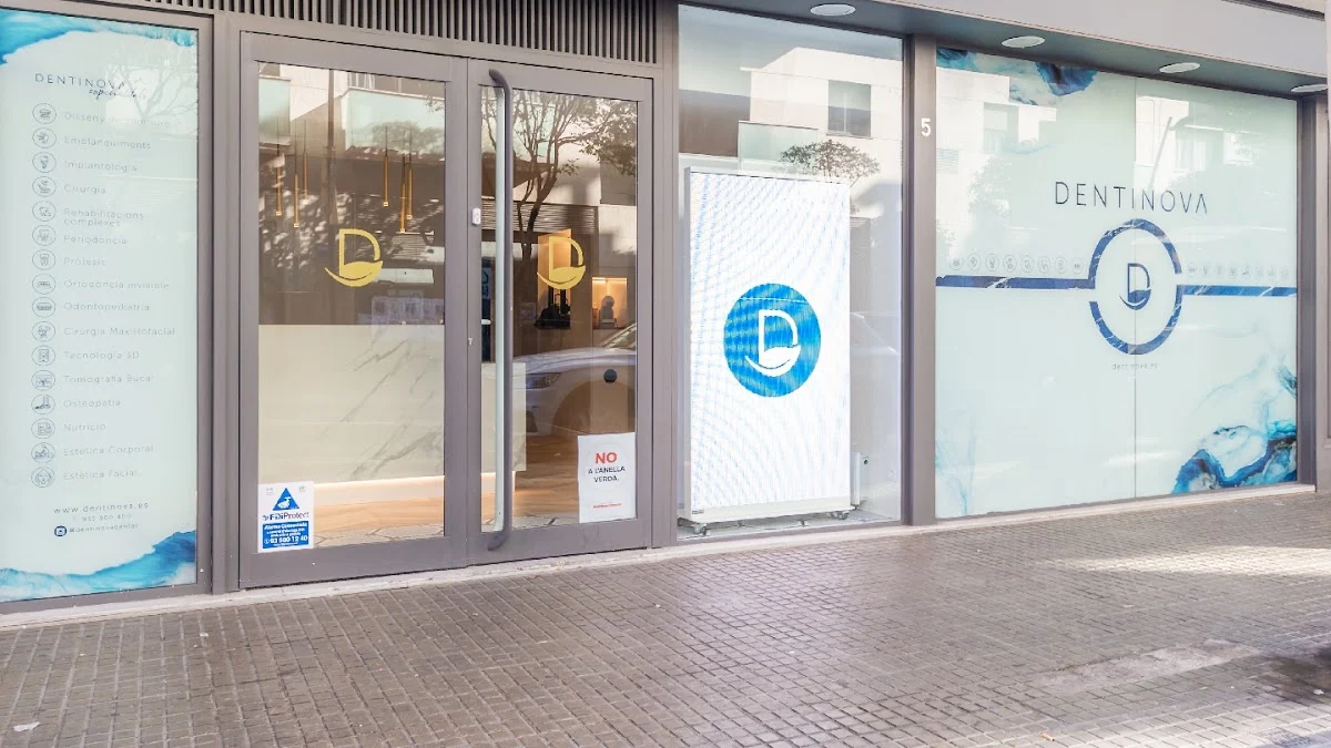 CLINICA DENTAL DENTINOVA URGENCIAS & ACADEMY