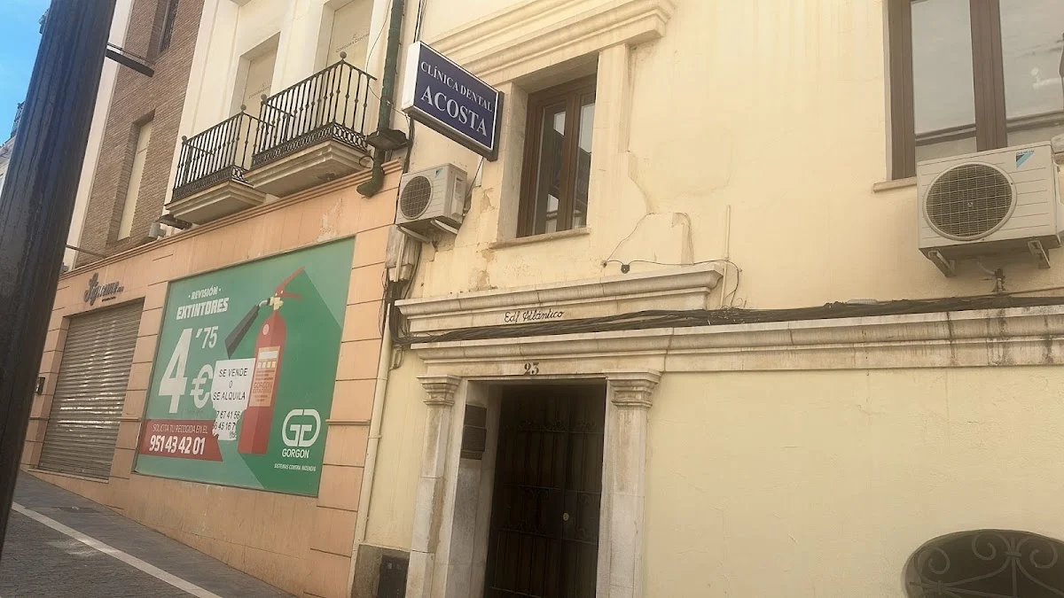 Clínica Dental Doctores Acosta