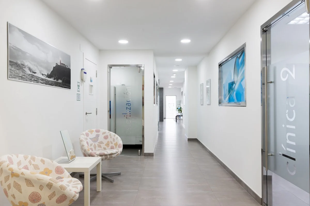 Clínica Dental Doctores García - 2