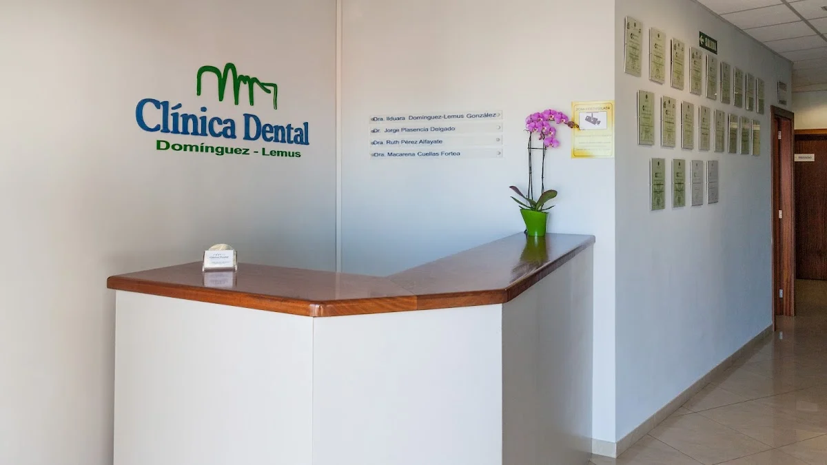 Clínica Dental Domínguez-Lemus - 2