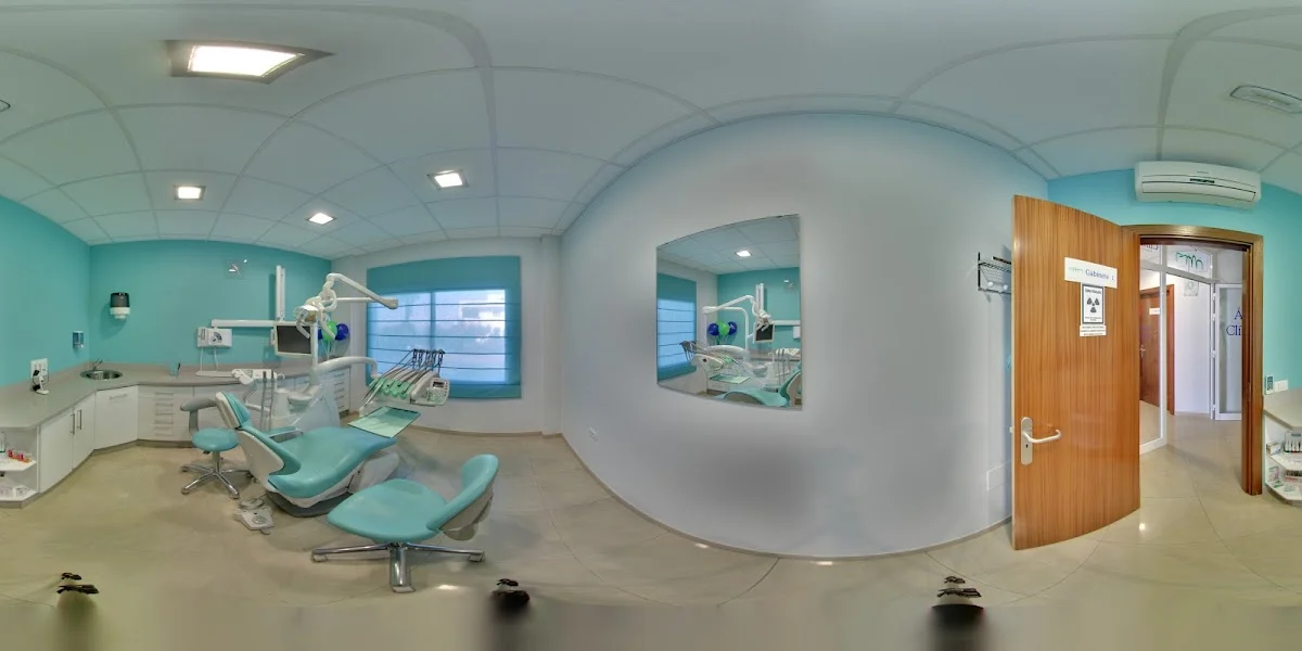 Clínica Dental Domínguez-Lemus - 3