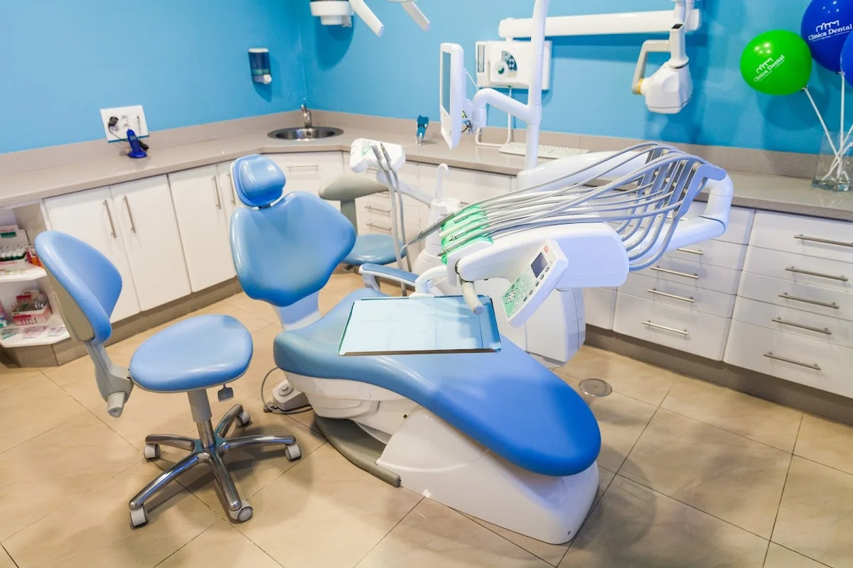Clínica Dental Domínguez-Lemus