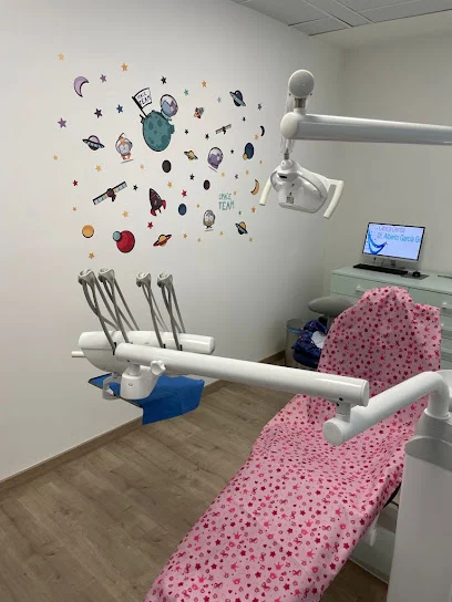 CLÍNICA DENTAL Dr. Alberto García Gil