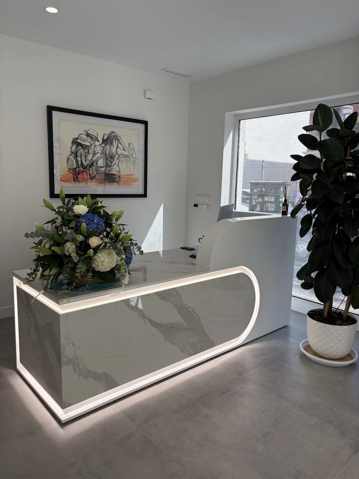 CLINICA DENTAL DR. ALÉS ESTRELLA - 2