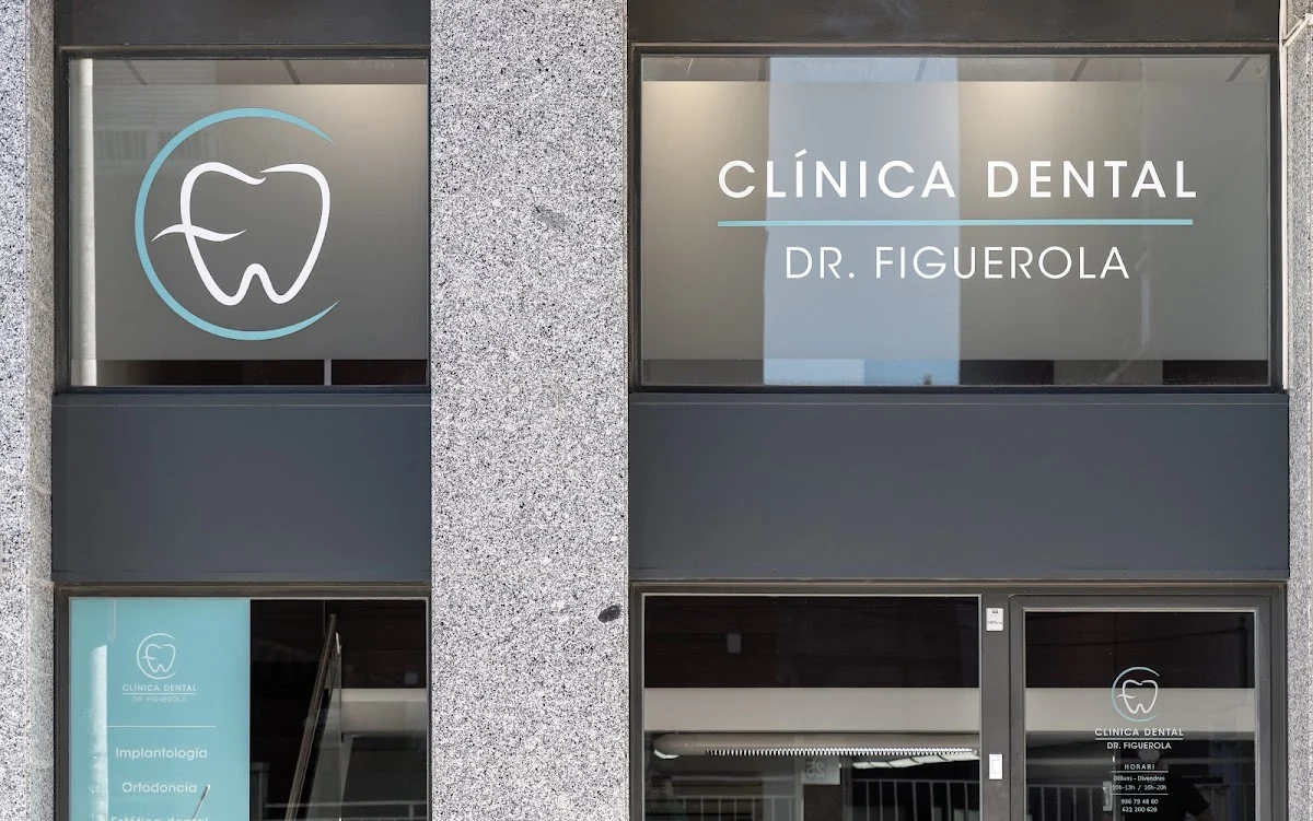 CLÍNICA DENTAL DR. FIGUEROLA. Sant Boi de LLobregat