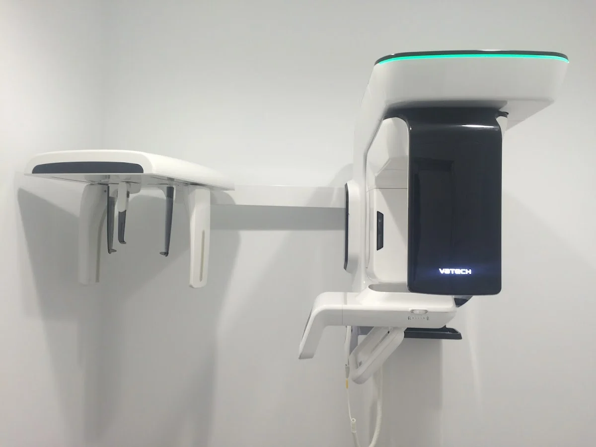 Clínica Dental Dr. Kader - 2