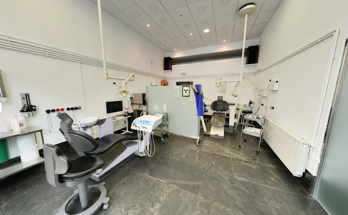 Clínica Dental Dr. M. Figueroa - Dentista Colmenar Viejo