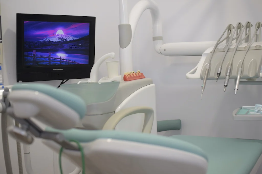 Clínica Dental Dr Mario Cordobés - Especialista en pacientes con miedo al dentista - 2