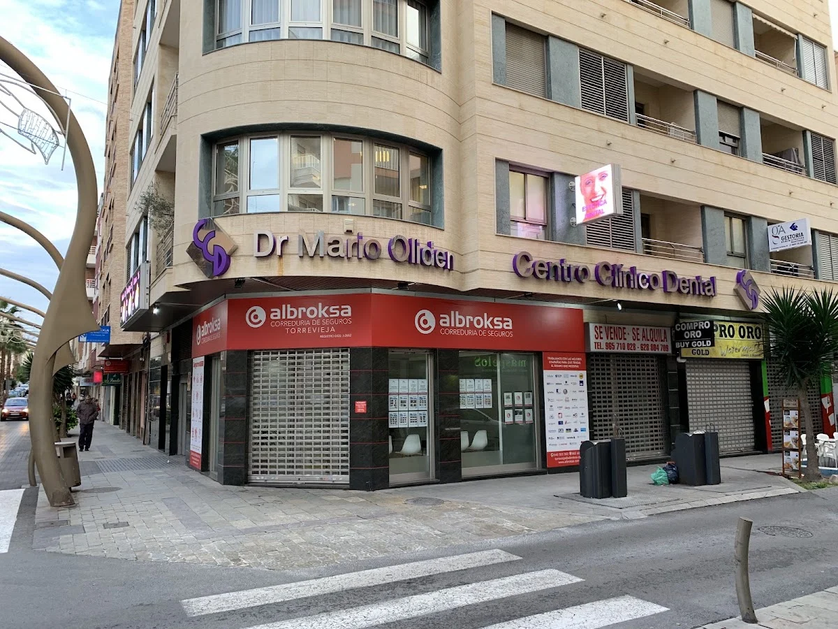CLINICA DENTAL Dr: MARIO OLIDEN RODRIGUEZ