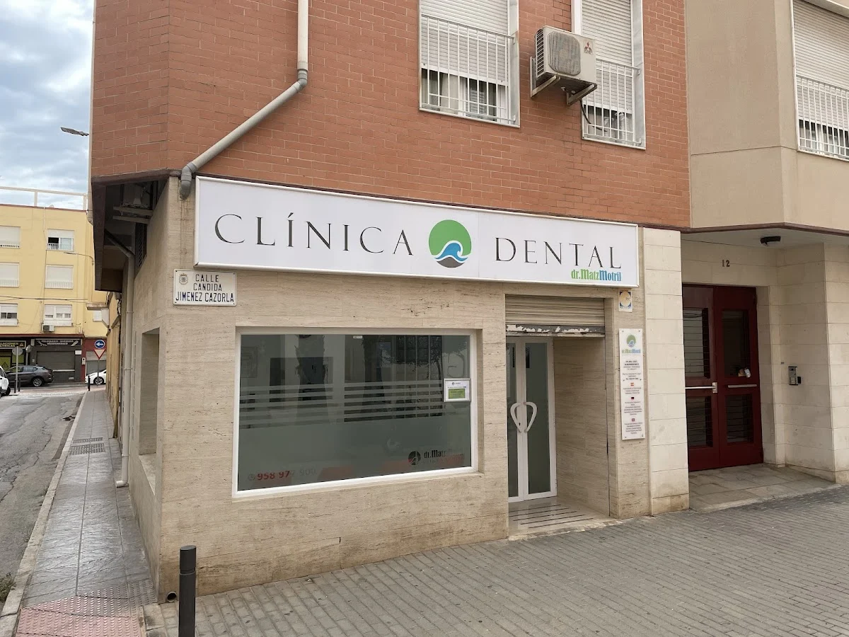 Clínica Dental Dr. Matz Motril - 2