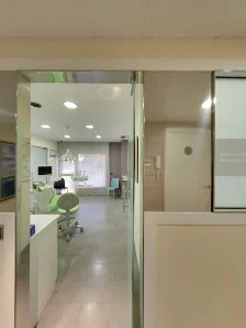 Clínica Dental Dr. Ruiz. (Sant Boi de Llobregat) - 4