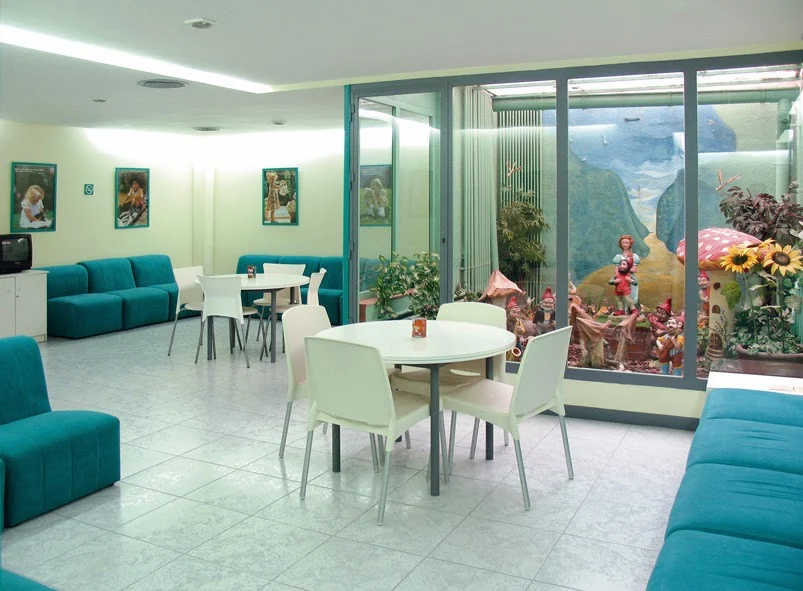 Clinica dental Dr. Sanchez Moya - Dentista en Terrassa - 2