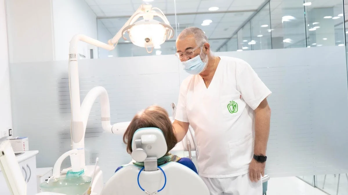Clínica Dental Dr. Toledo