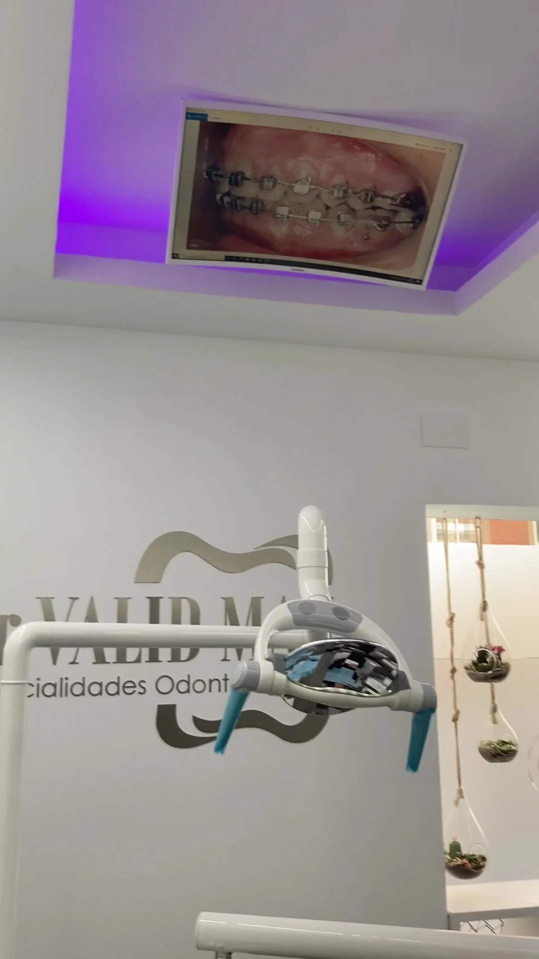 Clínica Dental Dr. Valid Man Especialidades Odontológicas - 2