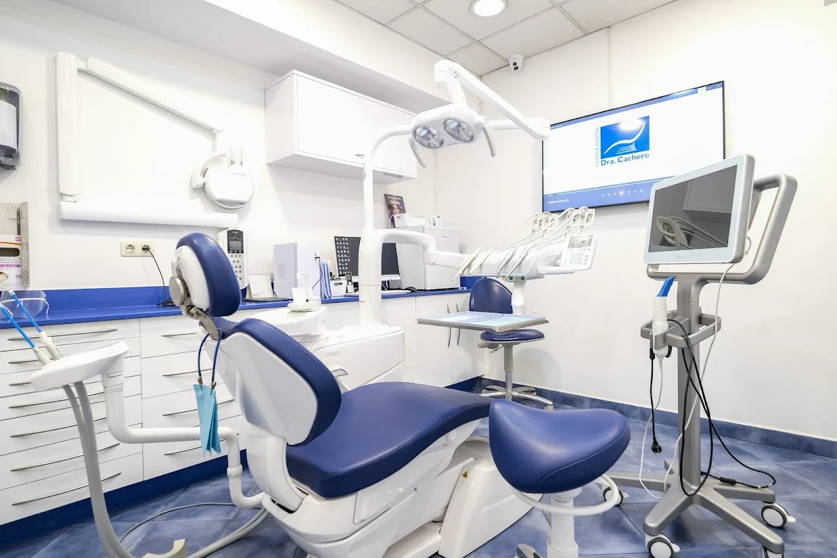 Clínica Dental Dra. Cachero - 2