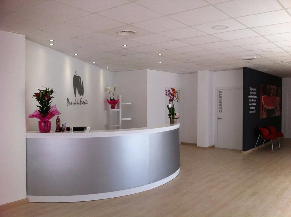 Clinica Dental Dra. de la Fuente. Clínica dental e implantes dentales en San Juan. - 2