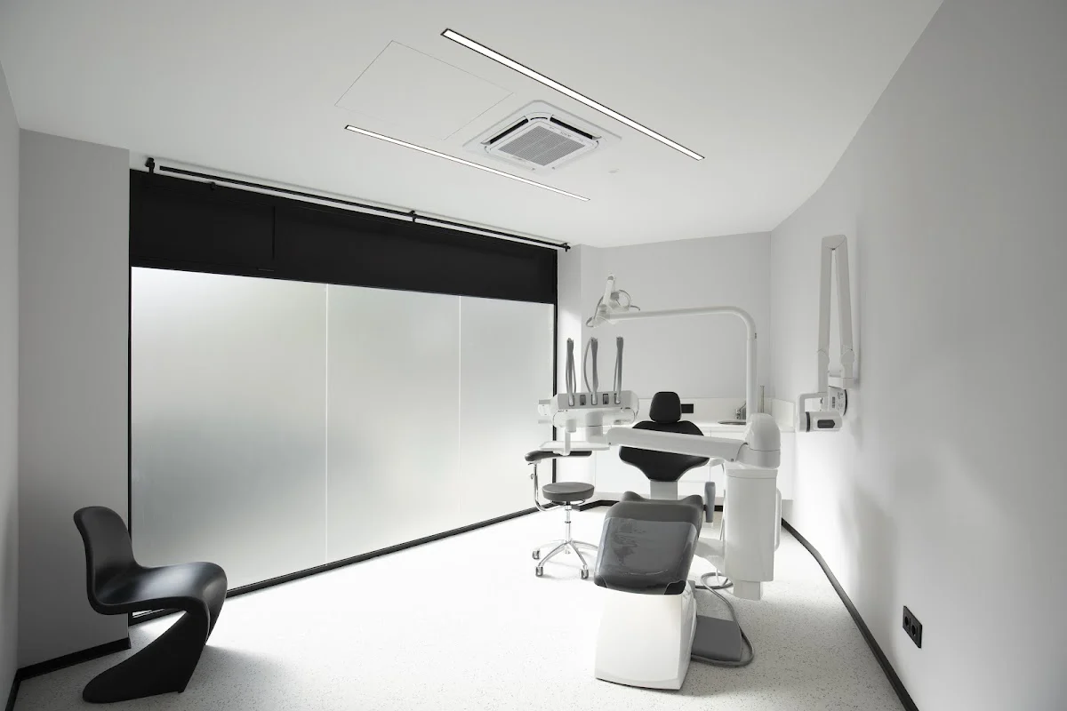 Clínica Dental Dra. Eva Flores