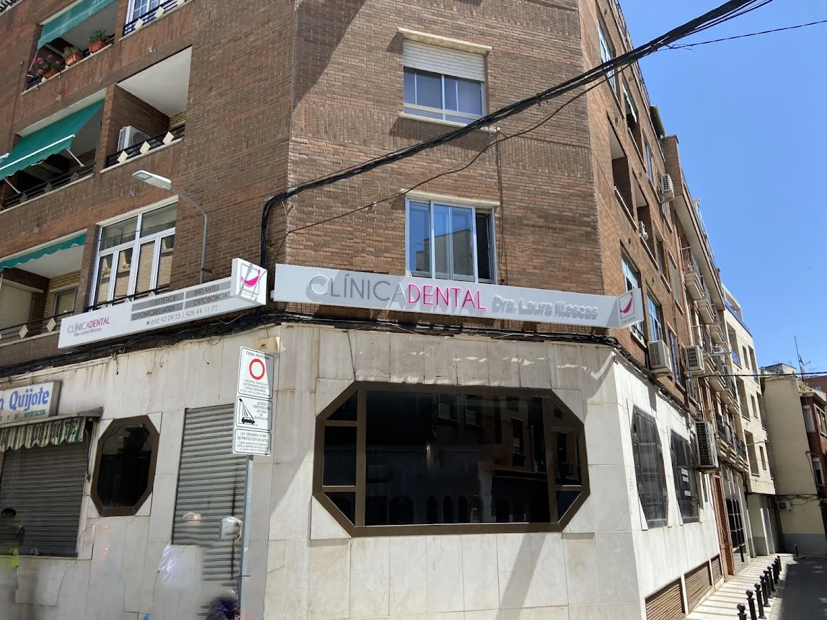 Clínica Dental Dra. Laura Illescas