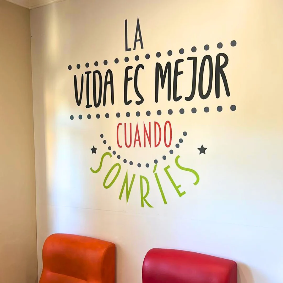 Clínica Dental Dra Laura Poyatos- Dentista Guadix