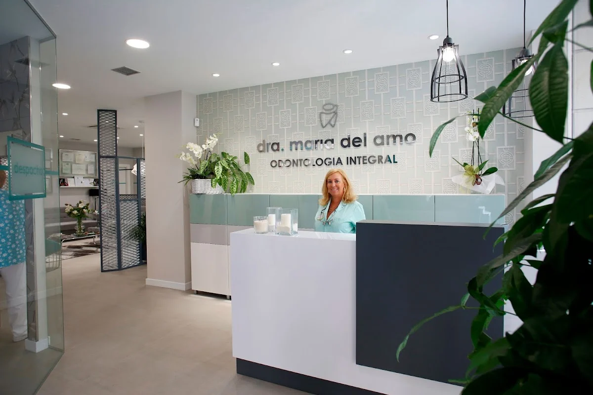 Clínica Dental Dra. María del Amo - 3