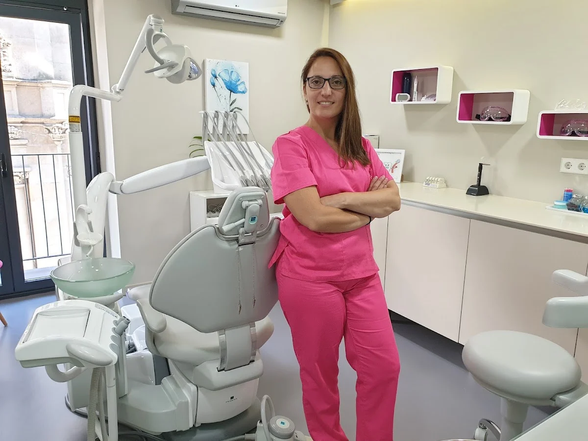 CLÍNICA DENTAL DRA. REY - 2
