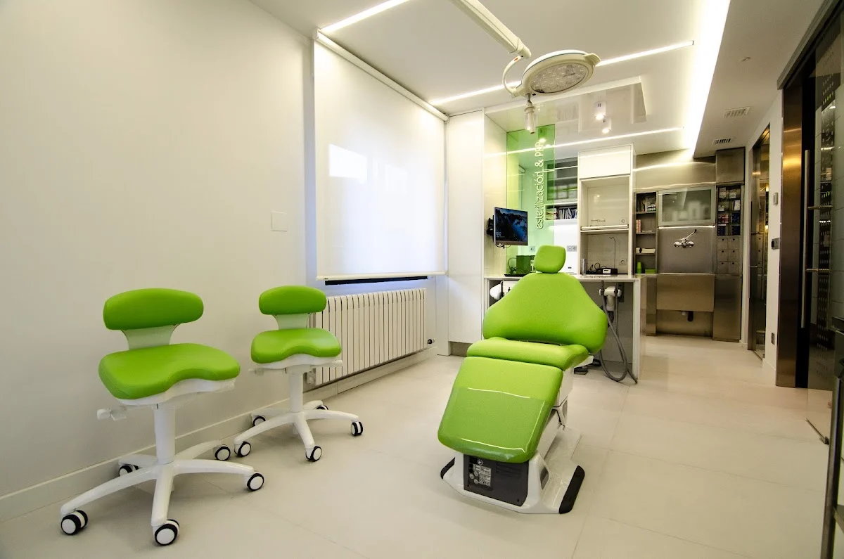 Clínica Dental Dra. Talía Gil Penón - 2