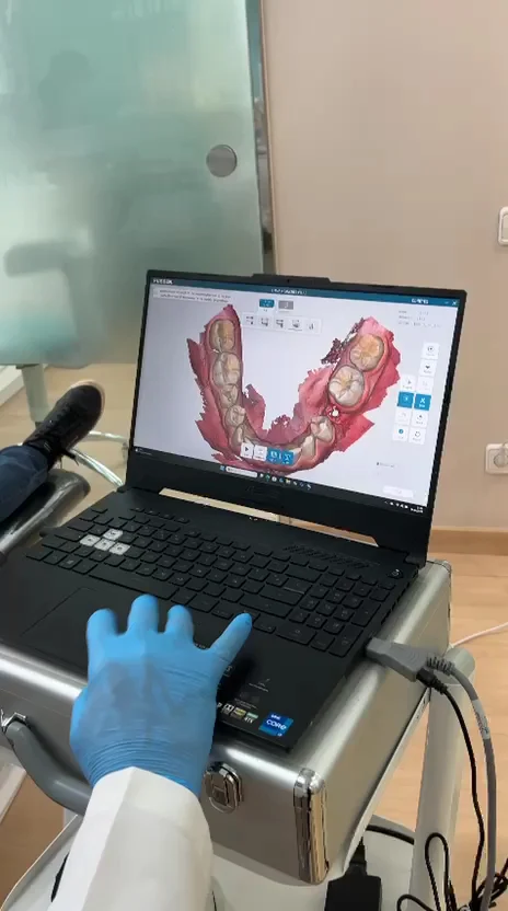 Clínica Dental Drs Reyes & Borges - 2