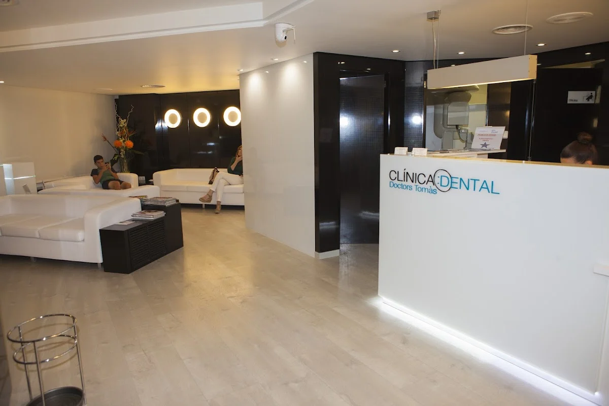 Clínica Dental Drs. Tomás