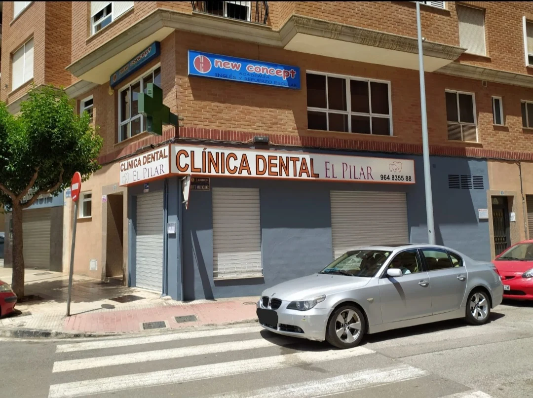 Clínica Dental El Pilar, Implantes y Ortodoncia