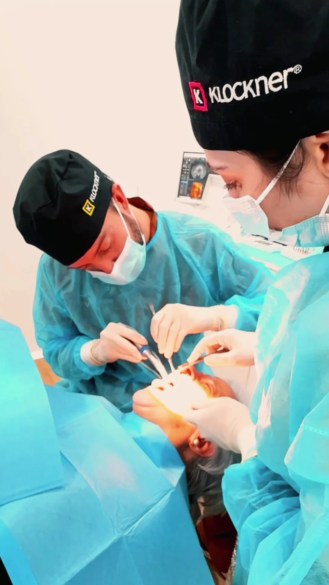 Clínica Dental en Ciudad Lineal | SERVANS | Especialistas en Implantes y Estética Dental - 3