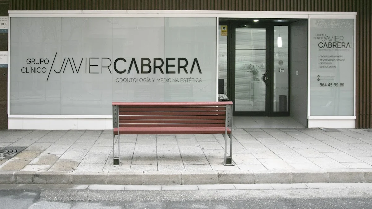 Clínica Dental en Vinaròs - Grupo Clínico Javier Cabrera
