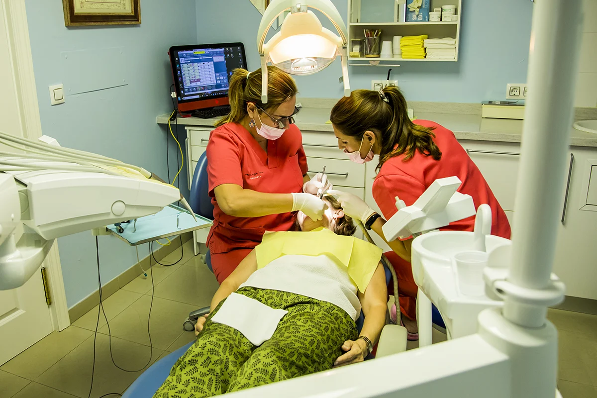 Clínica Dental Esperanza Lora - 3