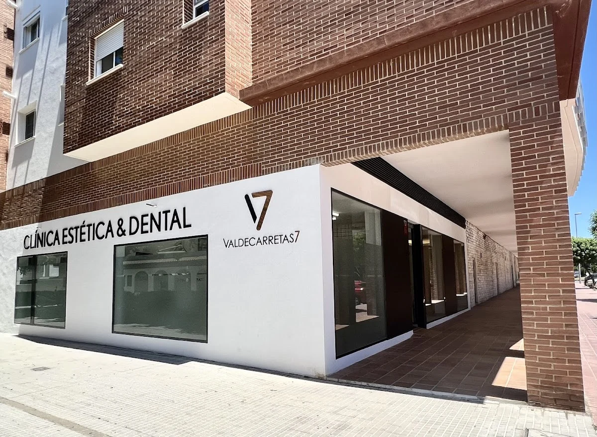 Clínica Dental & Estética Valdecarretas 7