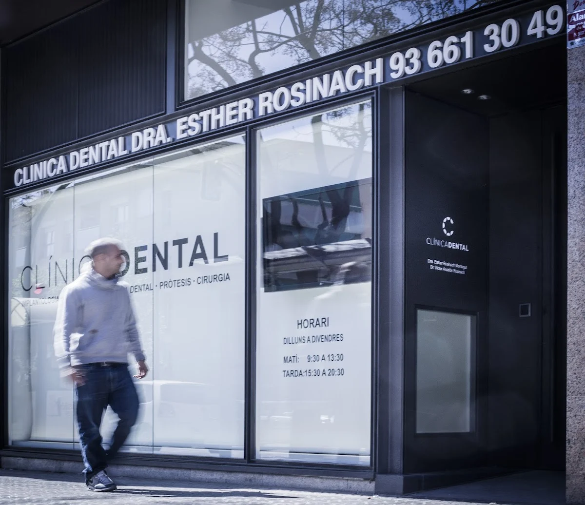 Clinica Dental Esther Rosinach - Sant Boi