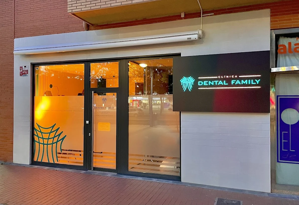 Clínica DENTAL FAMILY - 2