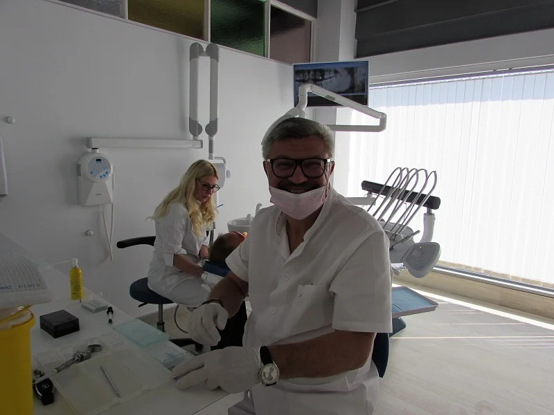 Clinica Dental Family Bushin