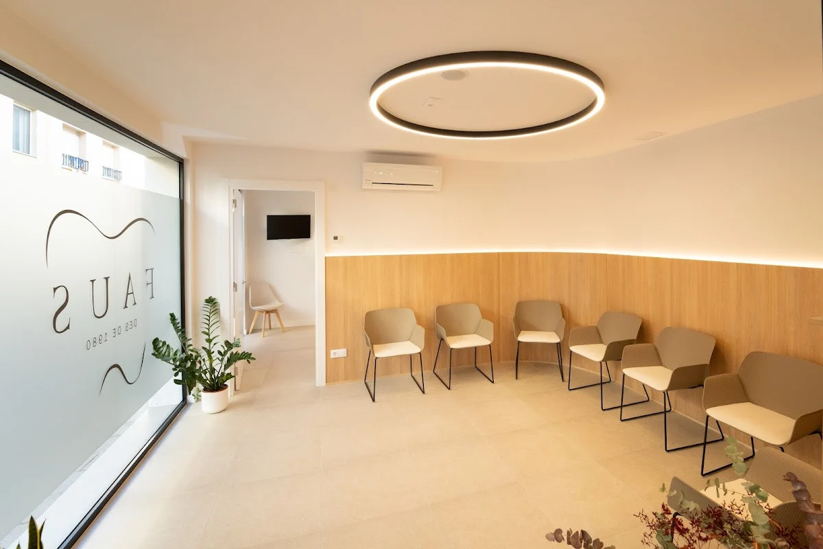 Clinica Dental Faus - 2