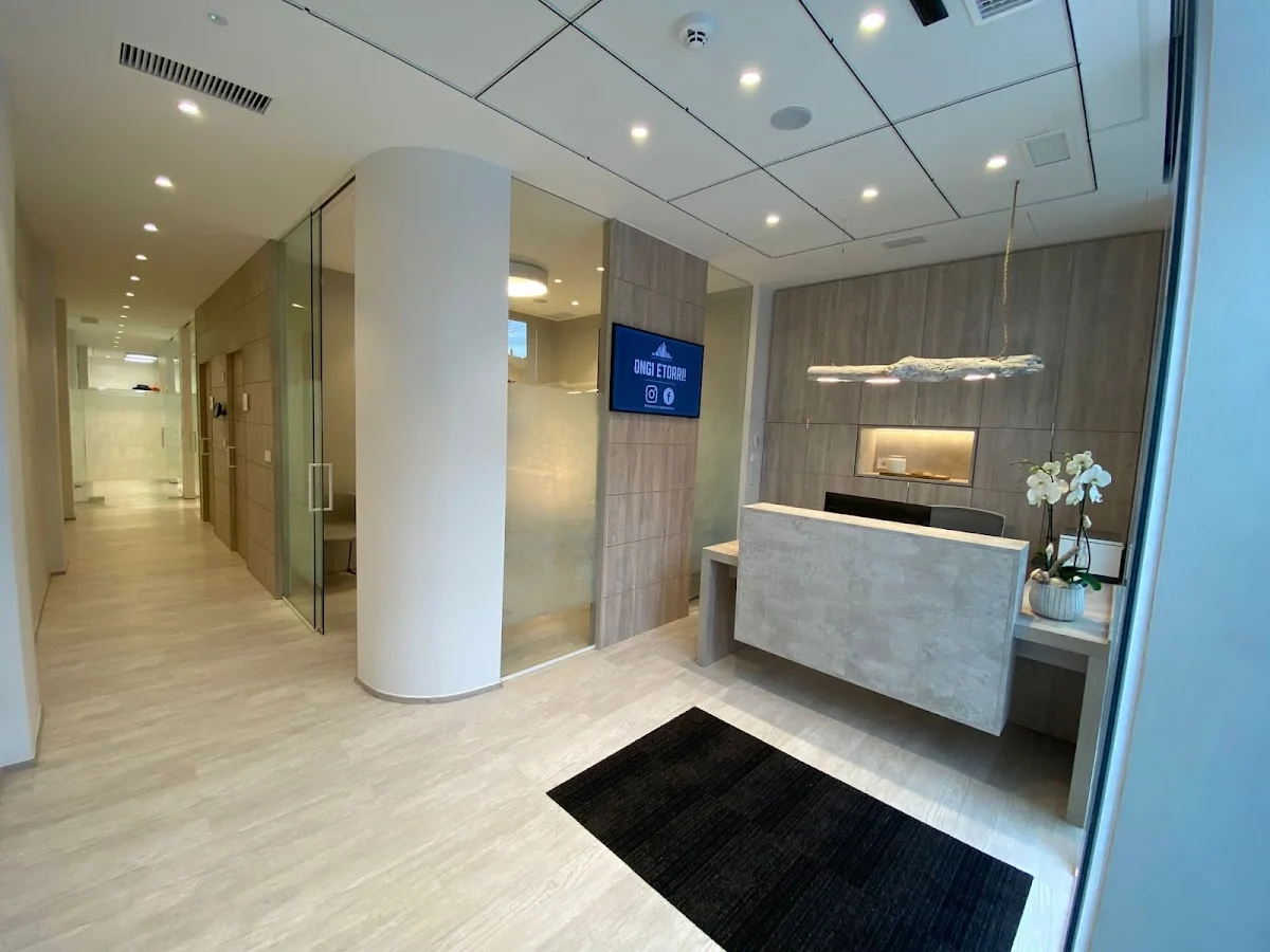 Clínica Dental Fernandez-Valderrama Egaña