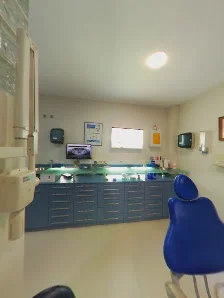 Clínica Dental Fernando Molina Lazcano - Clínica Dental Almendralejo - 3