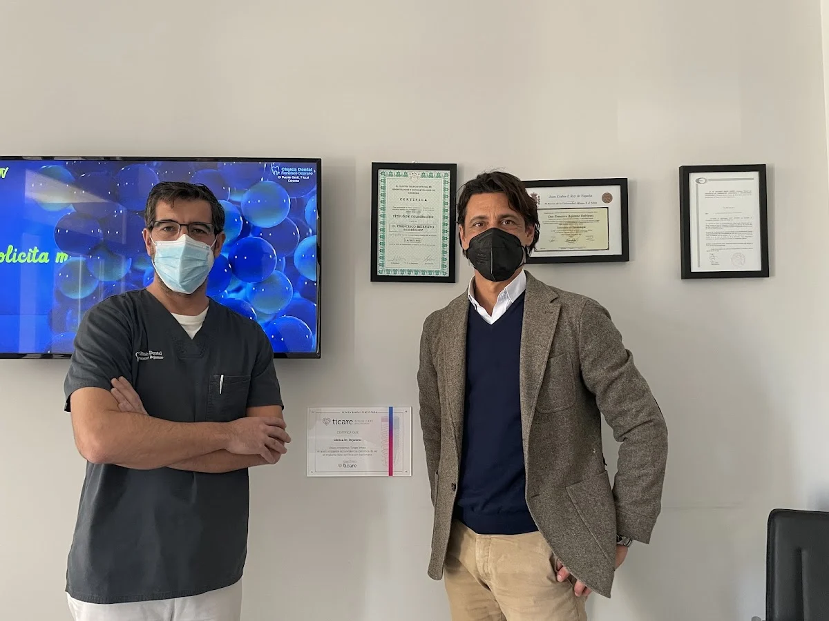Clínica Dental Francisco Bejarano - 2