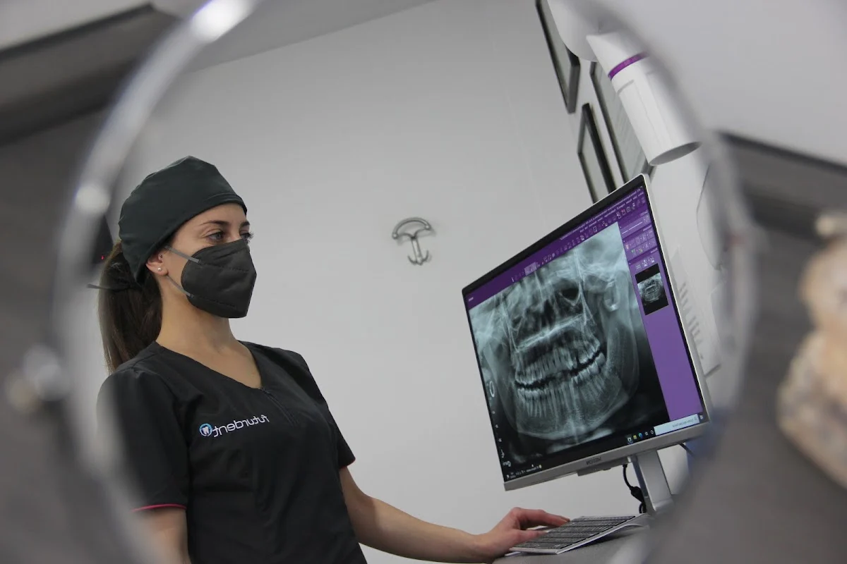 Clínica Dental Futurdent - 2
