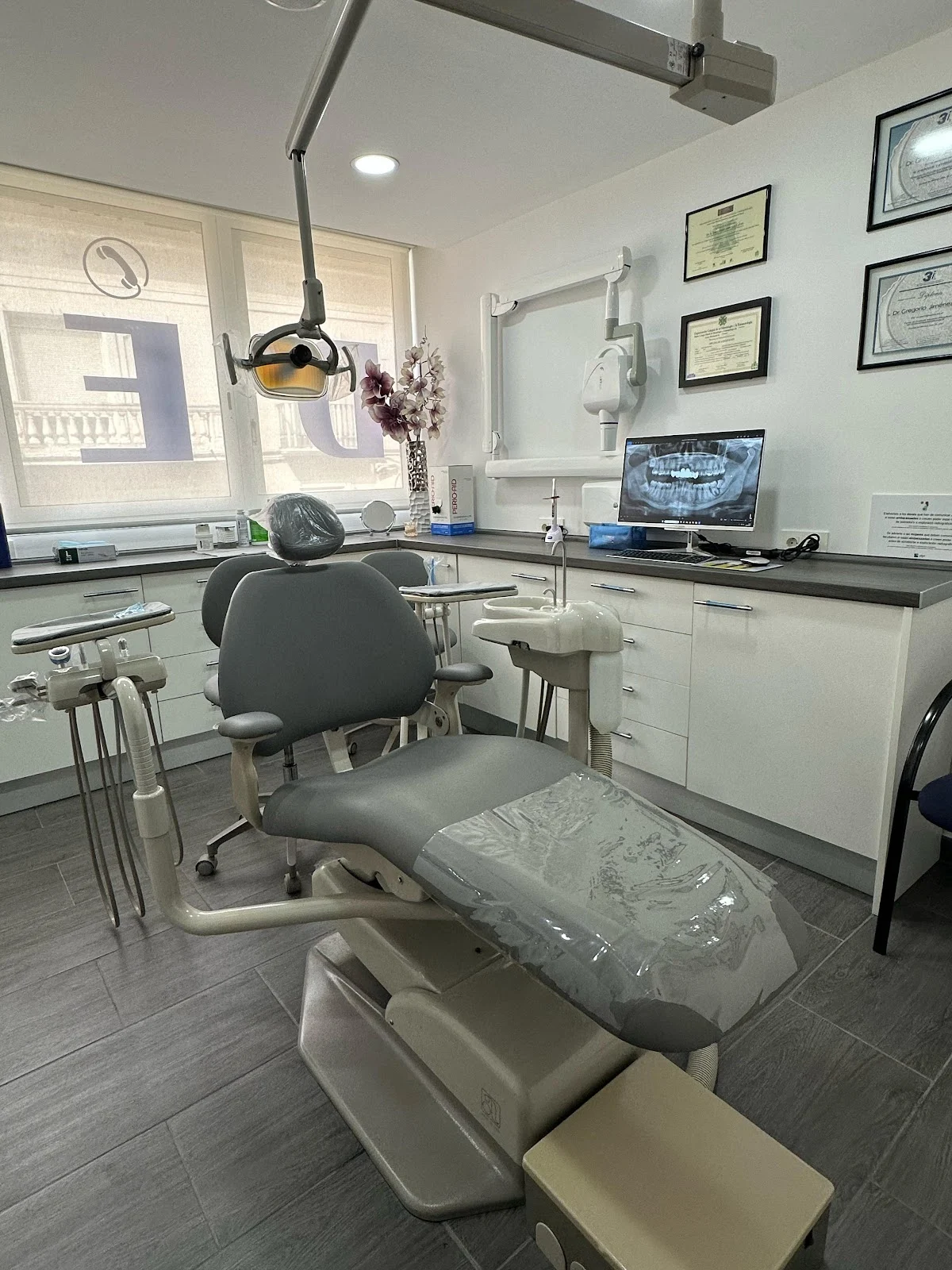 Clínica Dental Futurdent - 3
