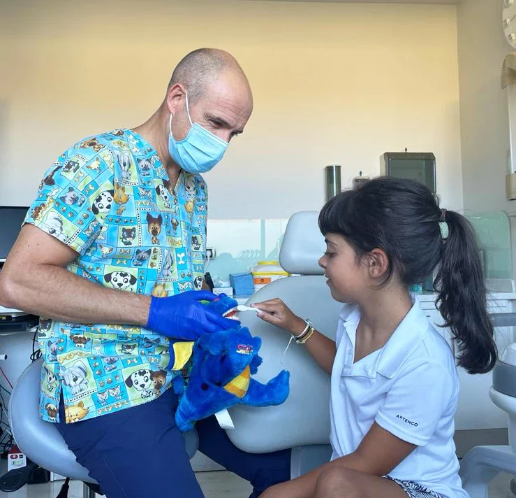 CLÍNICA DENTAL GARAIZAR