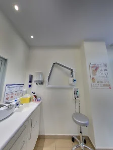 Clínica Dental Gavà Mar - 3