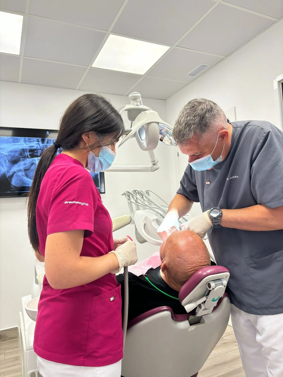 Clínica Dental Grupo Dental Clinics Vélez - Málaga - 2