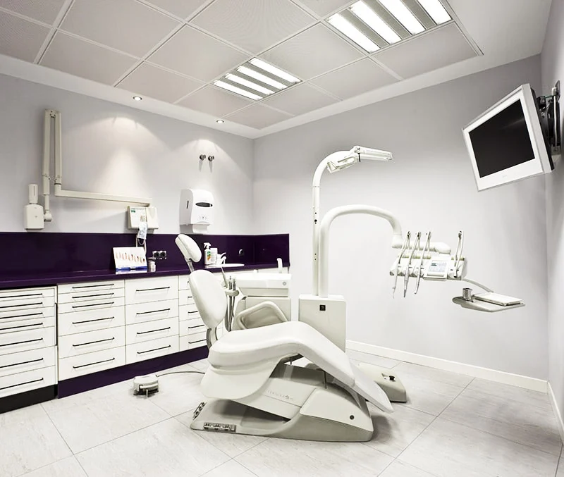 Clínica Dental Hernández Botejara - 2